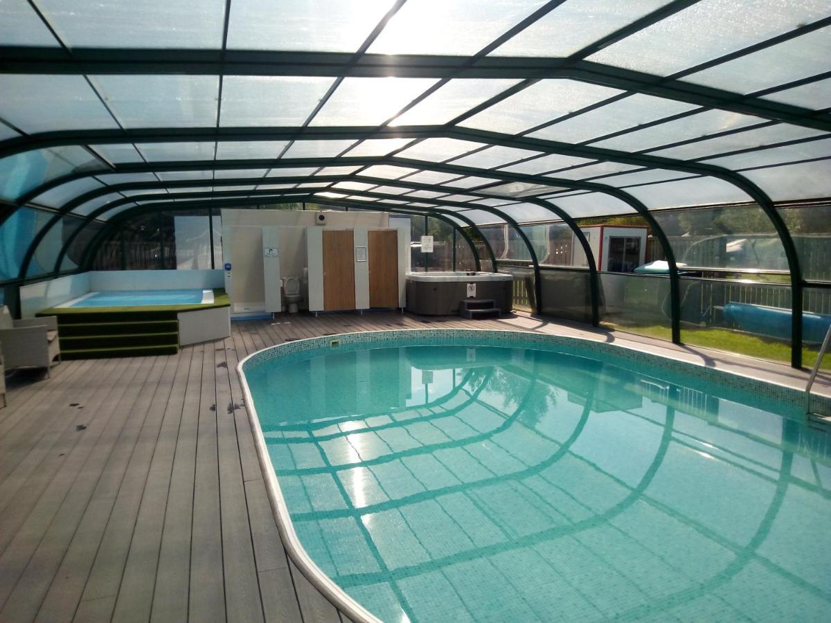 Campsie Glen Holiday Park Fintry Eksteriør bilde