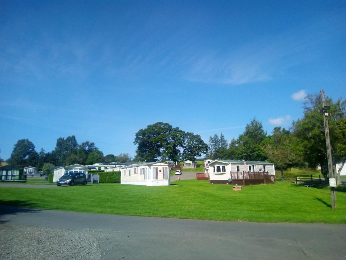 Campsie Glen Holiday Park Fintry Eksteriør bilde