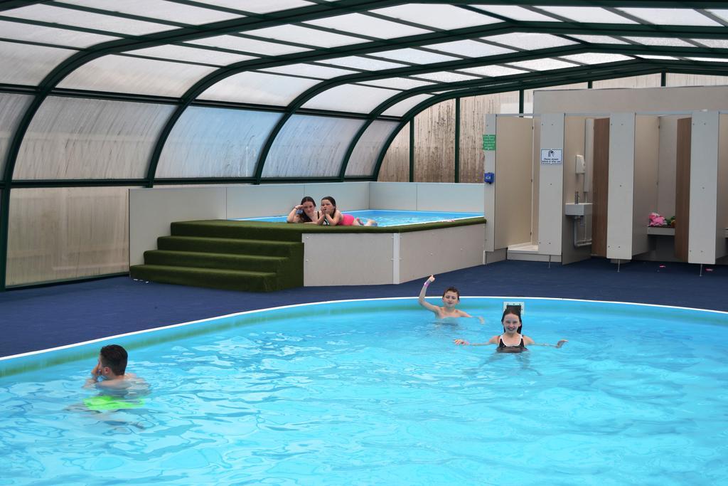 Campsie Glen Holiday Park Fintry Eksteriør bilde